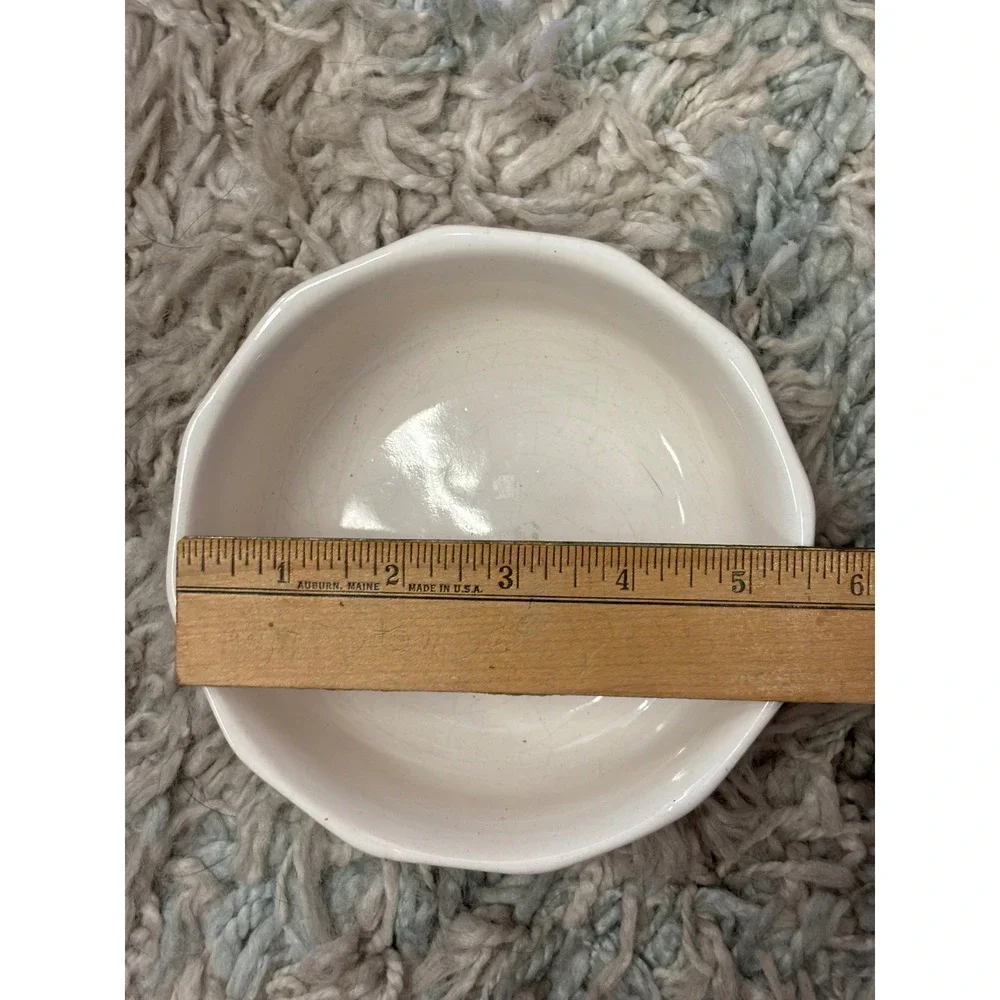 Pier 1 Imports White Porcelain Ramekins and Scalloped Dish Set 3 Piece